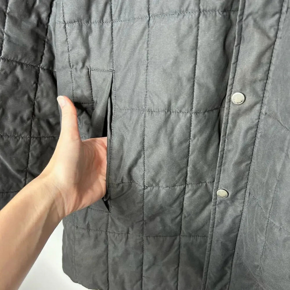 Cole Haan Country Black Quilted Puffer Jacket Men’s Small Outdoors Barn Coat - Picture 9 of 10